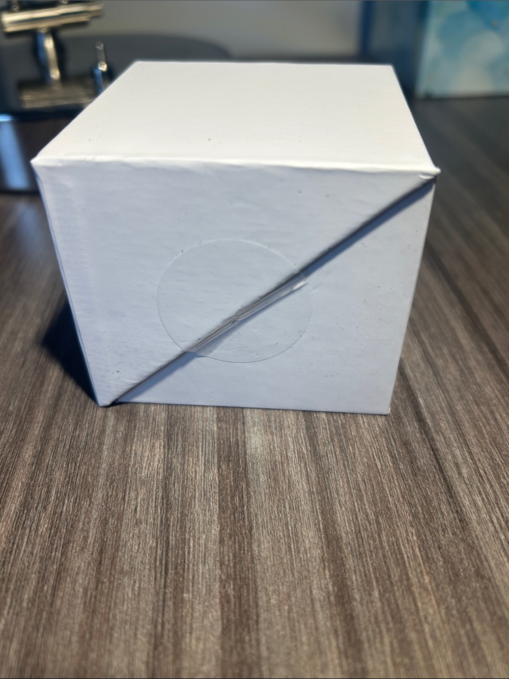 IL MAKIAGE Skin Power Lift Cream — White Packaging with Black Text - Picture 2 of 3